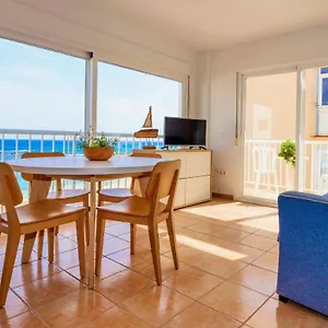 Apartamento Sa Varadero Fronte Mare Con Cucina Es Pujols